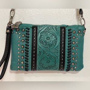 Trinity Ranch wristlet/purse crossbody